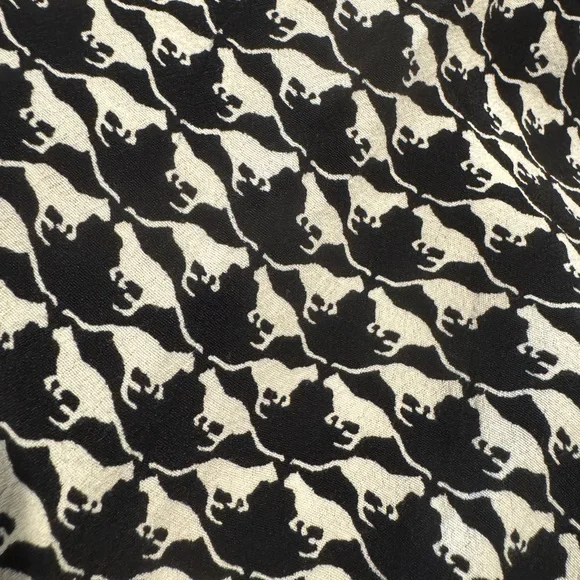 H&M Monochrome Animal Print Top - Picture 6 of 7